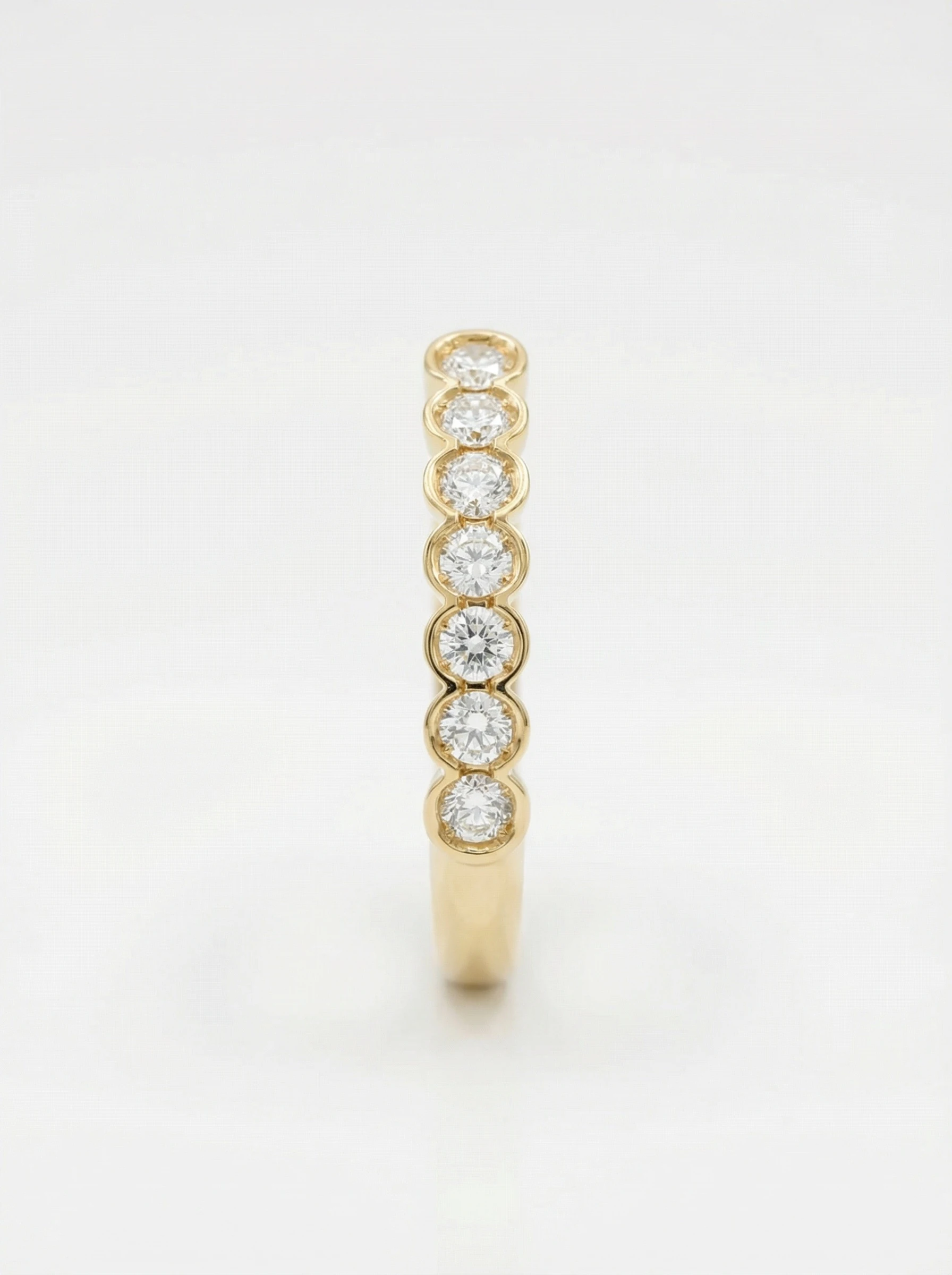 Media alianza “siete Brillantes”Oro Blanco. Diamantes Naturales.2 Media alianza “siete Brillantes”Oro Blanco. Diamantes Naturales.2