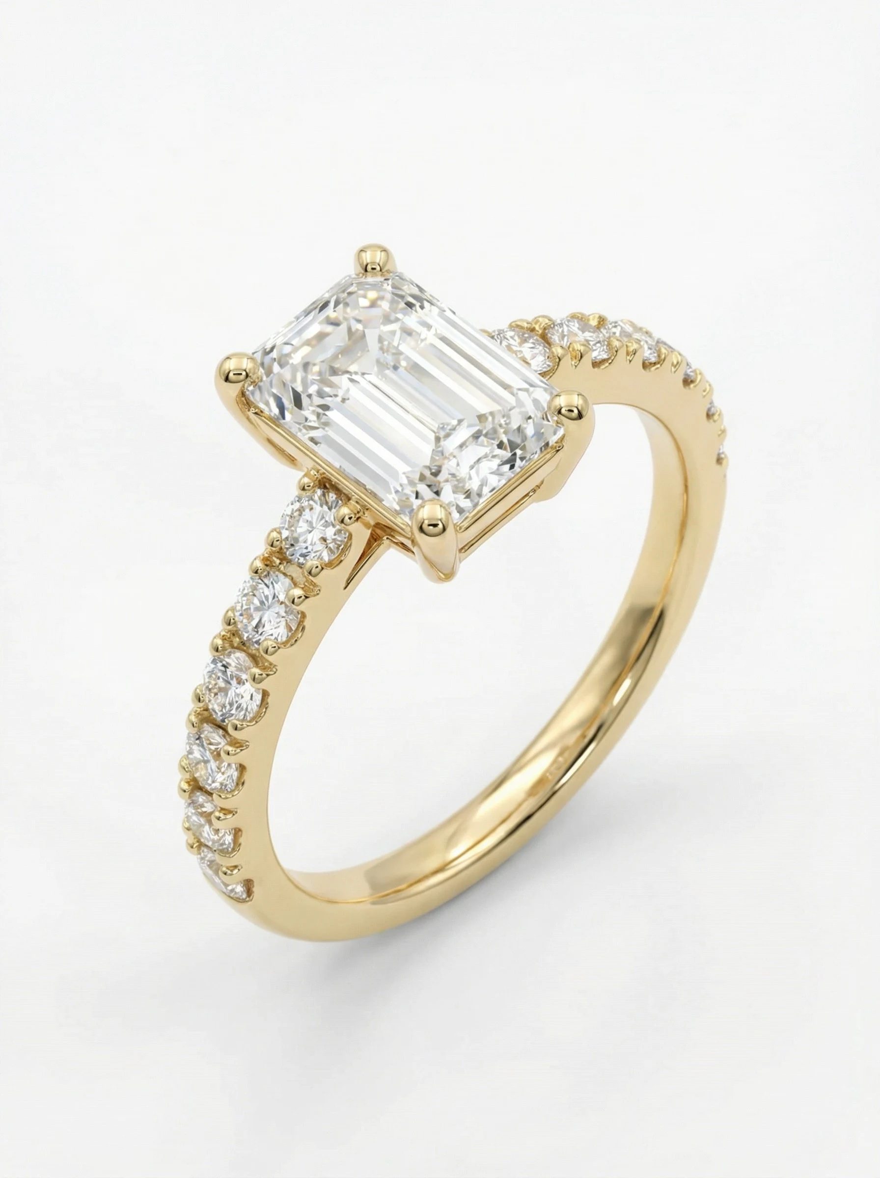 Solitario de Compromiso Hadar, Esmeralda y Brillantes, Diamantes Creados.1 Solitario de Compromiso Hadar, Esmeralda y Brillantes, Diamantes Creados.1