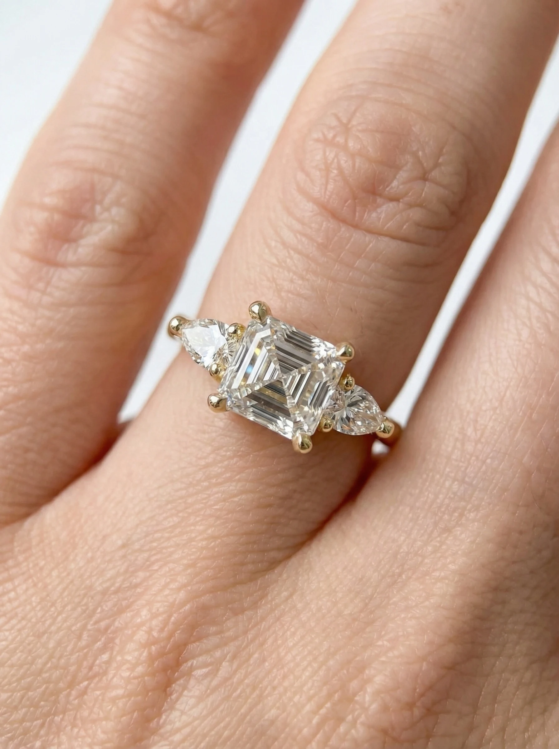Solitario de Compromiso Maia, Diamante Asscher. Diamantes Creados4 Solitario de Compromiso Maia, Diamante Asscher. Diamantes Creados4