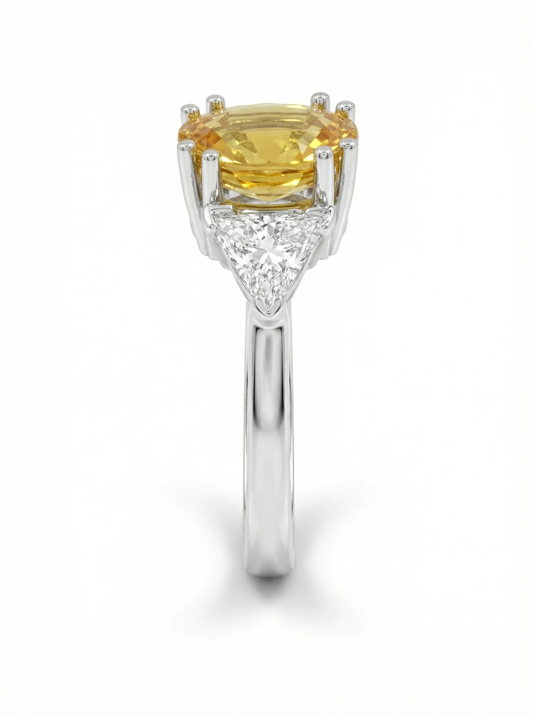 Sortija de Diamante y Zafiro Amarillo “xyron”. Diamantes naturales.3 Sortija de Diamante y Zafiro Amarillo “xyron”. Diamantes naturales.3