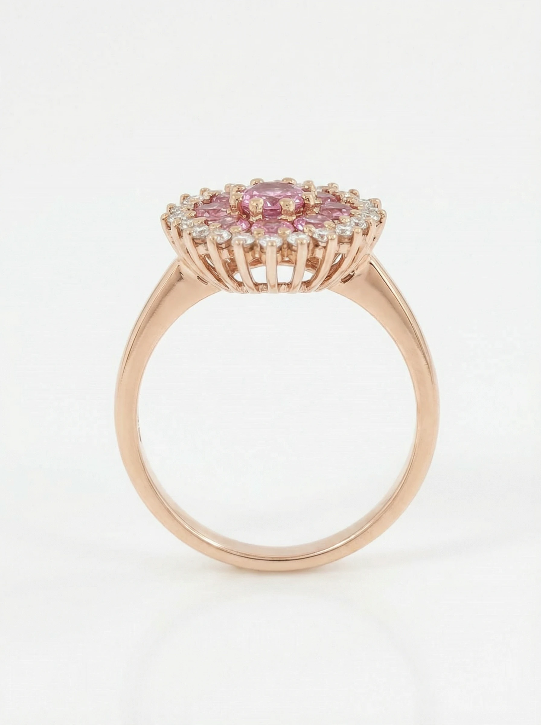 Sortija de Diamante y Zafiro Rosa “BELLATRIX”. Diamantes naturales.2 Sortija de Diamante y Zafiro Rosa “BELLATRIX”. Diamantes naturales.2